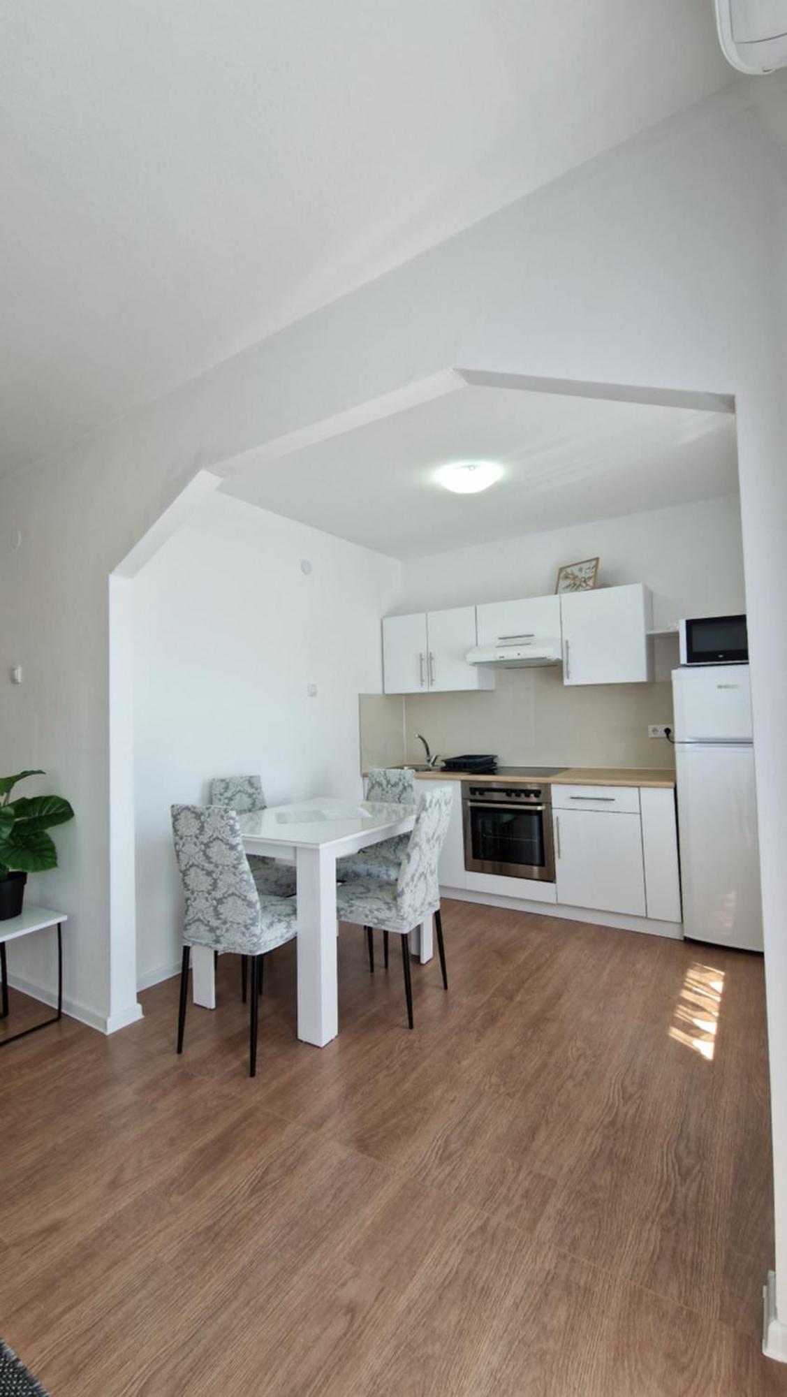 Apartmani Sky 1 2 3 Brčko Exterior foto